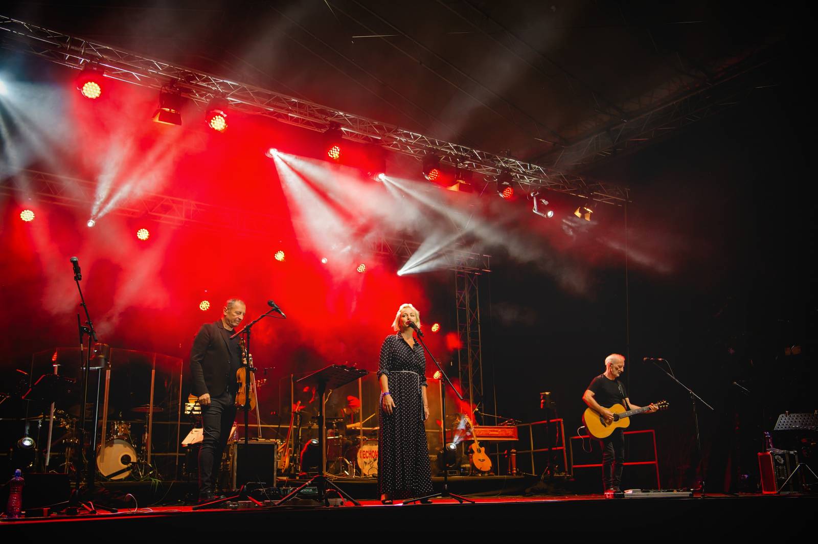 Čechomor zahrál v Telči, pozval si Kandráčovce, Martinu Pártlovou, Voxela i Tomáše Štefku