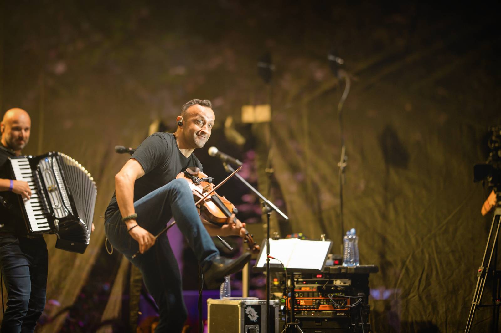 Čechomor zahrál v Telči, pozval si Kandráčovce, Martinu Pártlovou, Voxela i Tomáše Štefku