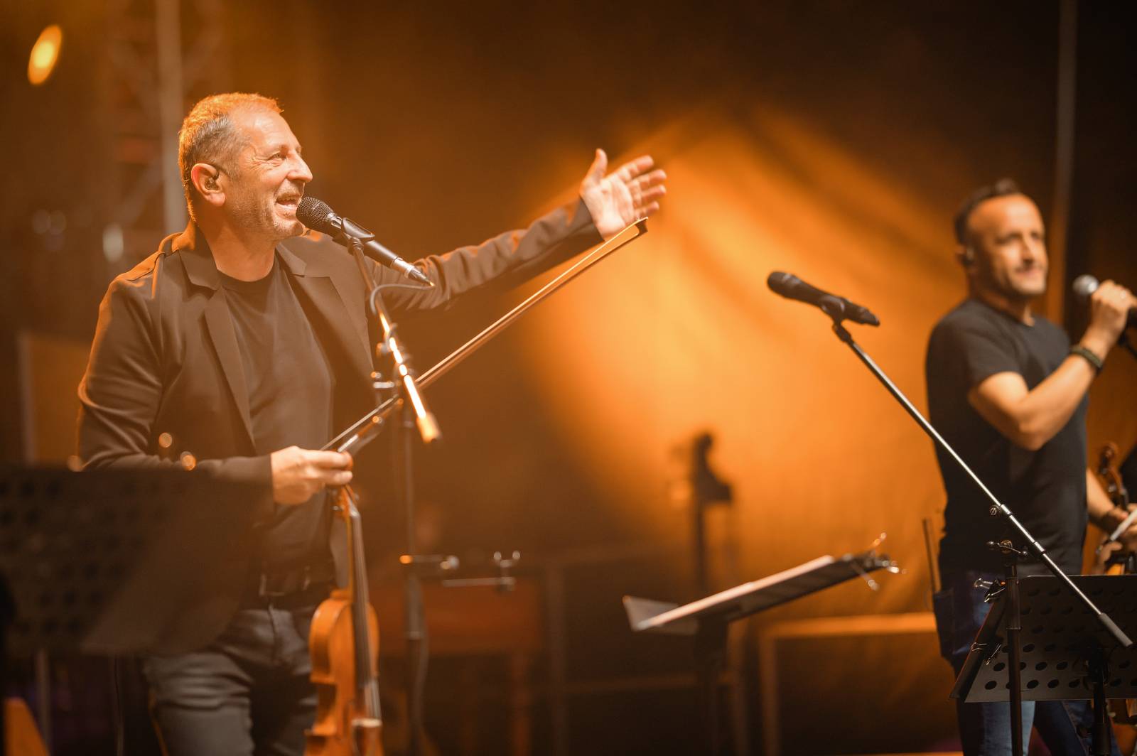 Čechomor zahrál v Telči, pozval si Kandráčovce, Martinu Pártlovou, Voxela i Tomáše Štefku