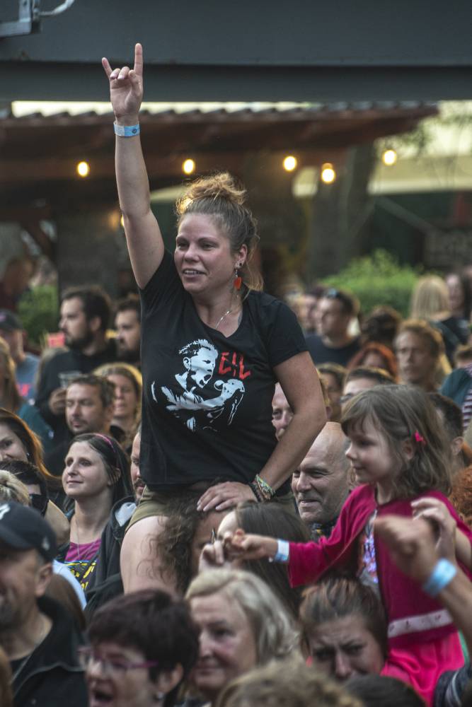 Tři sestry, Mňága a Žďorp či Vypsaná fiXa se na Výravě loučili s prázdninami