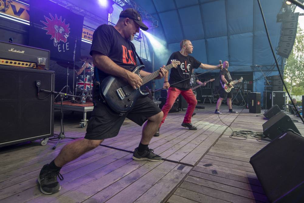 Tři sestry, Mňága a Žďorp či Vypsaná fiXa se na Výravě loučili s prázdninami