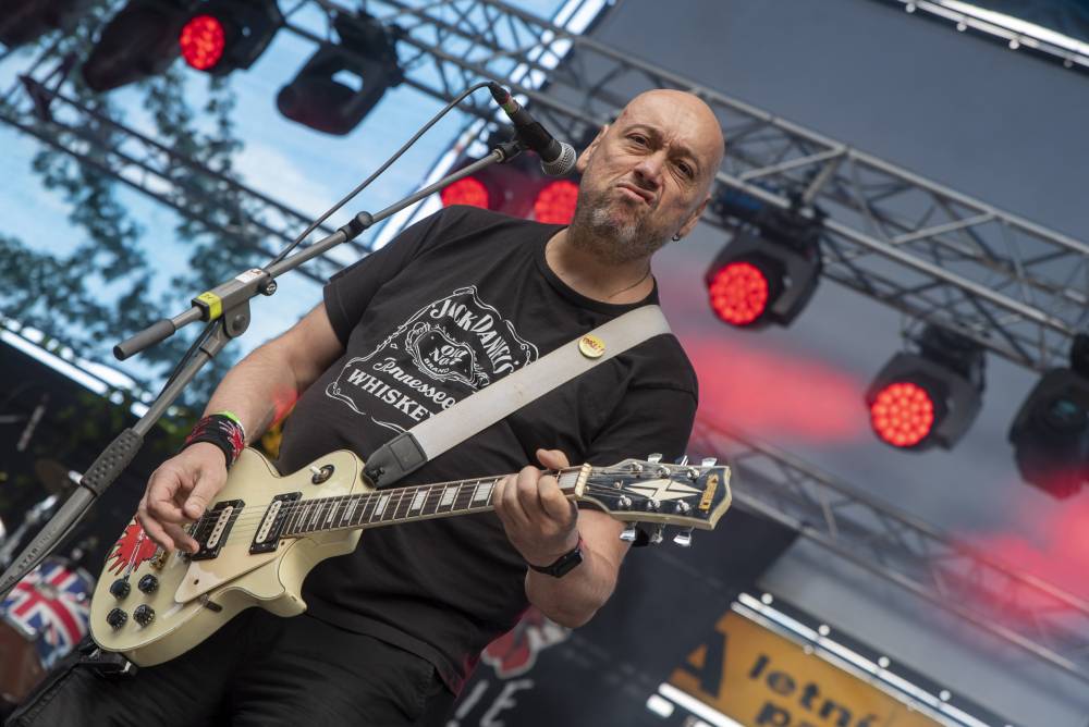 Tři sestry, Mňága a Žďorp či Vypsaná fiXa se na Výravě loučili s prázdninami