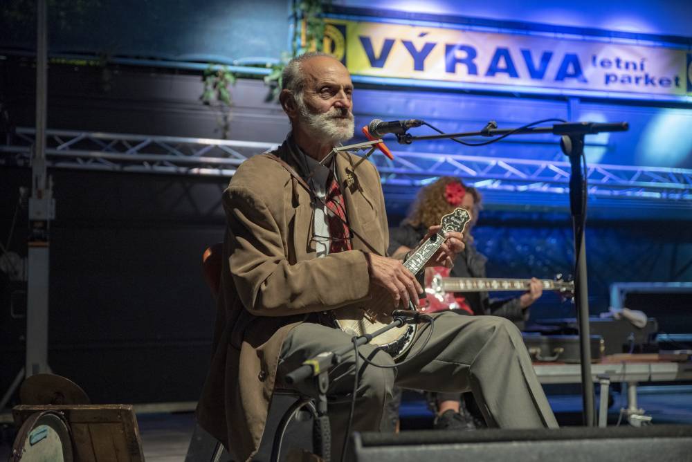 Tři sestry, Mňága a Žďorp či Vypsaná fiXa se na Výravě loučili s prázdninami