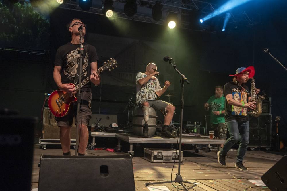 Tři sestry, Mňága a Žďorp či Vypsaná fiXa se na Výravě loučili s prázdninami