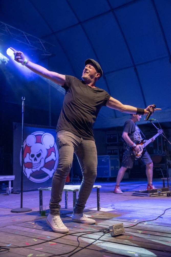 Tři sestry, Mňága a Žďorp či Vypsaná fiXa se na Výravě loučili s prázdninami