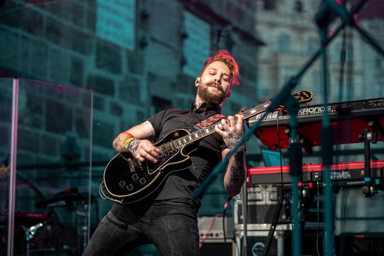 Universal představil své interprety, na tradičním showcase zahráli Sebastian, Lenny i Annabelle