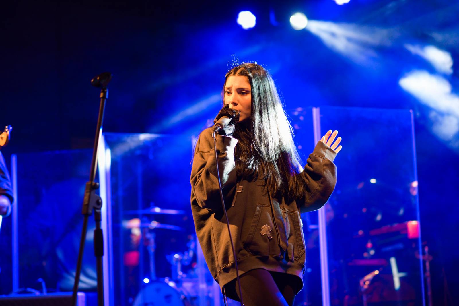 Universal představil své interprety, na tradičním showcase zahráli Sebastian, Lenny i Annabelle