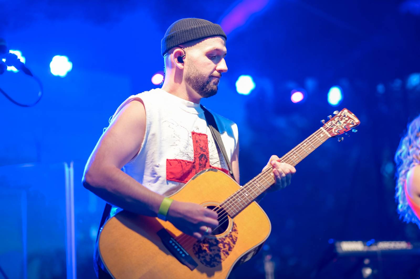 Universal představil své interprety, na tradičním showcase zahráli Sebastian, Lenny i Annabelle