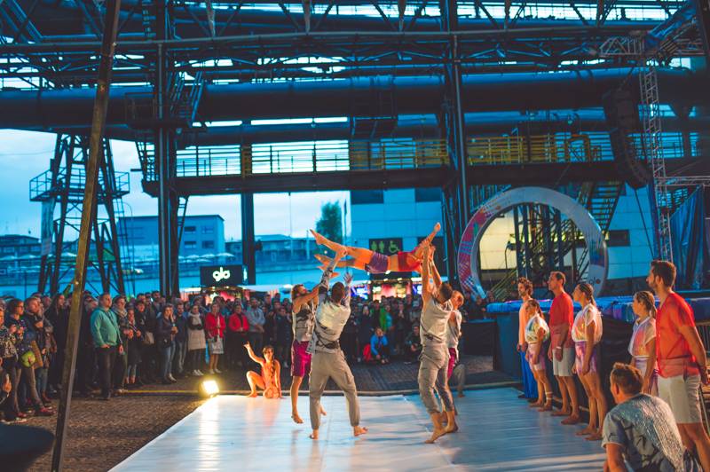 Glorchestra v Ostravě zakončila turné, vystoupili Tata Bojs, Vladimir 518 i Katarzia