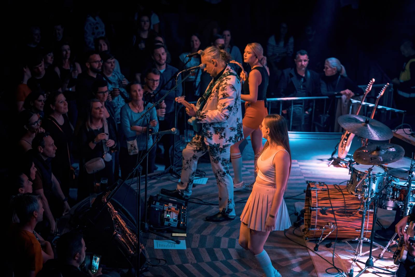 Kosheen si v Praze připomněli dvacáté výročí hitového alba Resist