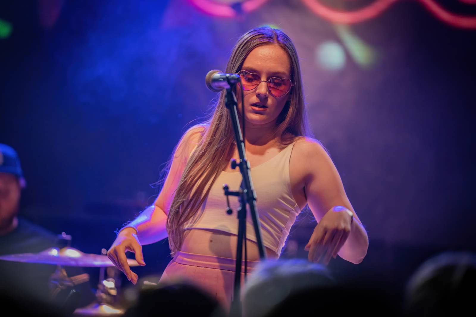 Kosheen si v Praze připomněli dvacáté výročí hitového alba Resist