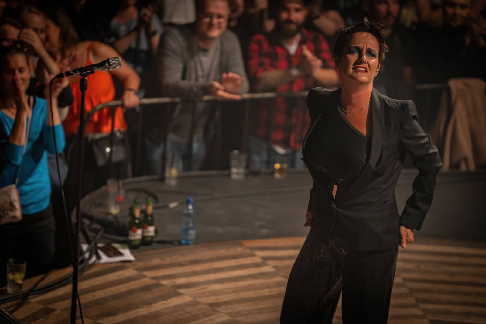 Kosheen si v Praze připomněli dvacáté výročí hitového alba Resist