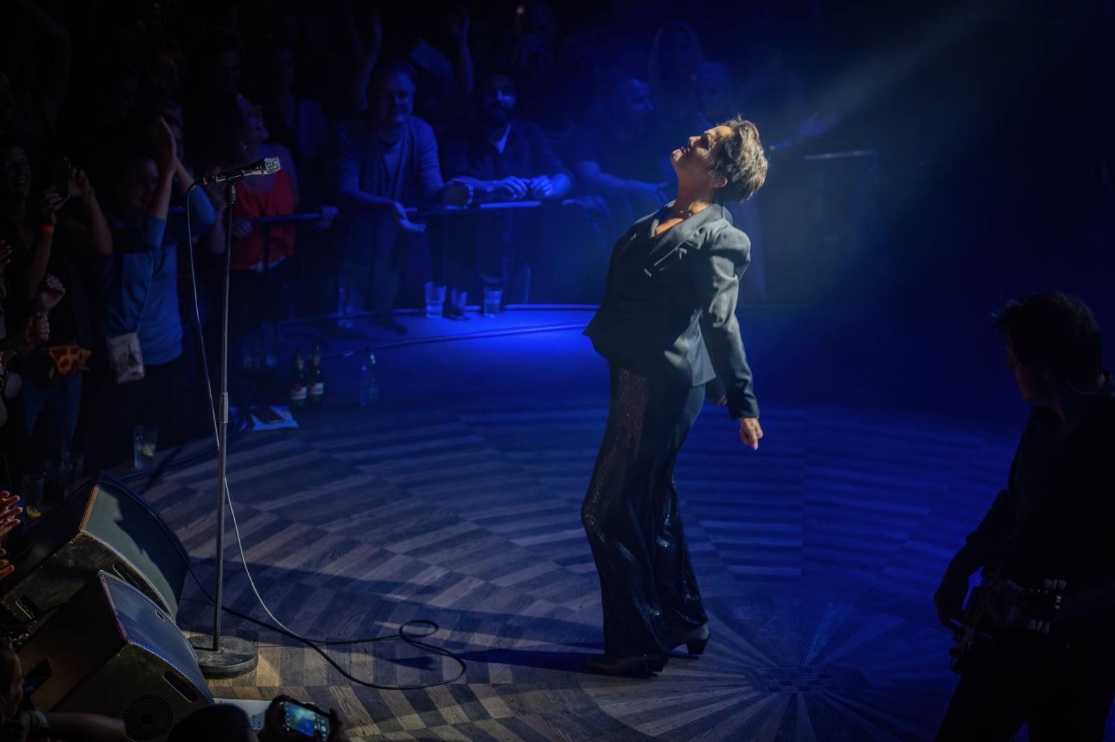 Kosheen si v Praze připomněli dvacáté výročí hitového alba Resist