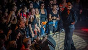 Kosheen si v Praze připomněli dvacáté výročí hitového alba Resist