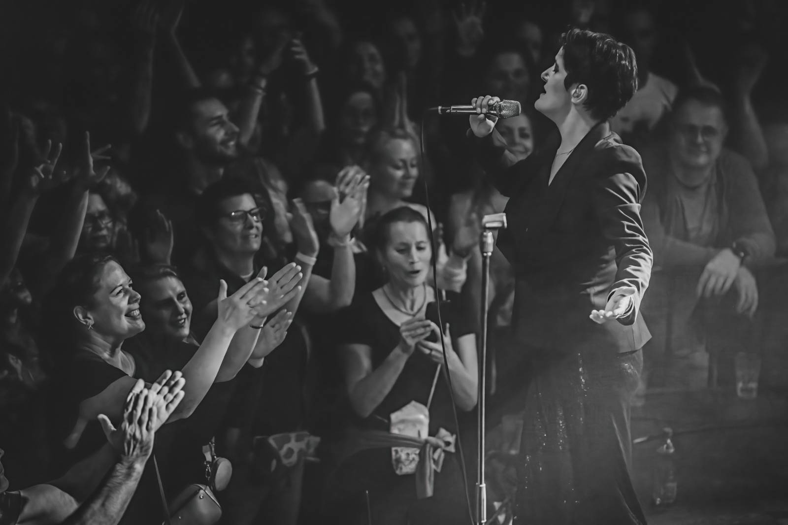 Kosheen si v Praze připomněli dvacáté výročí hitového alba Resist