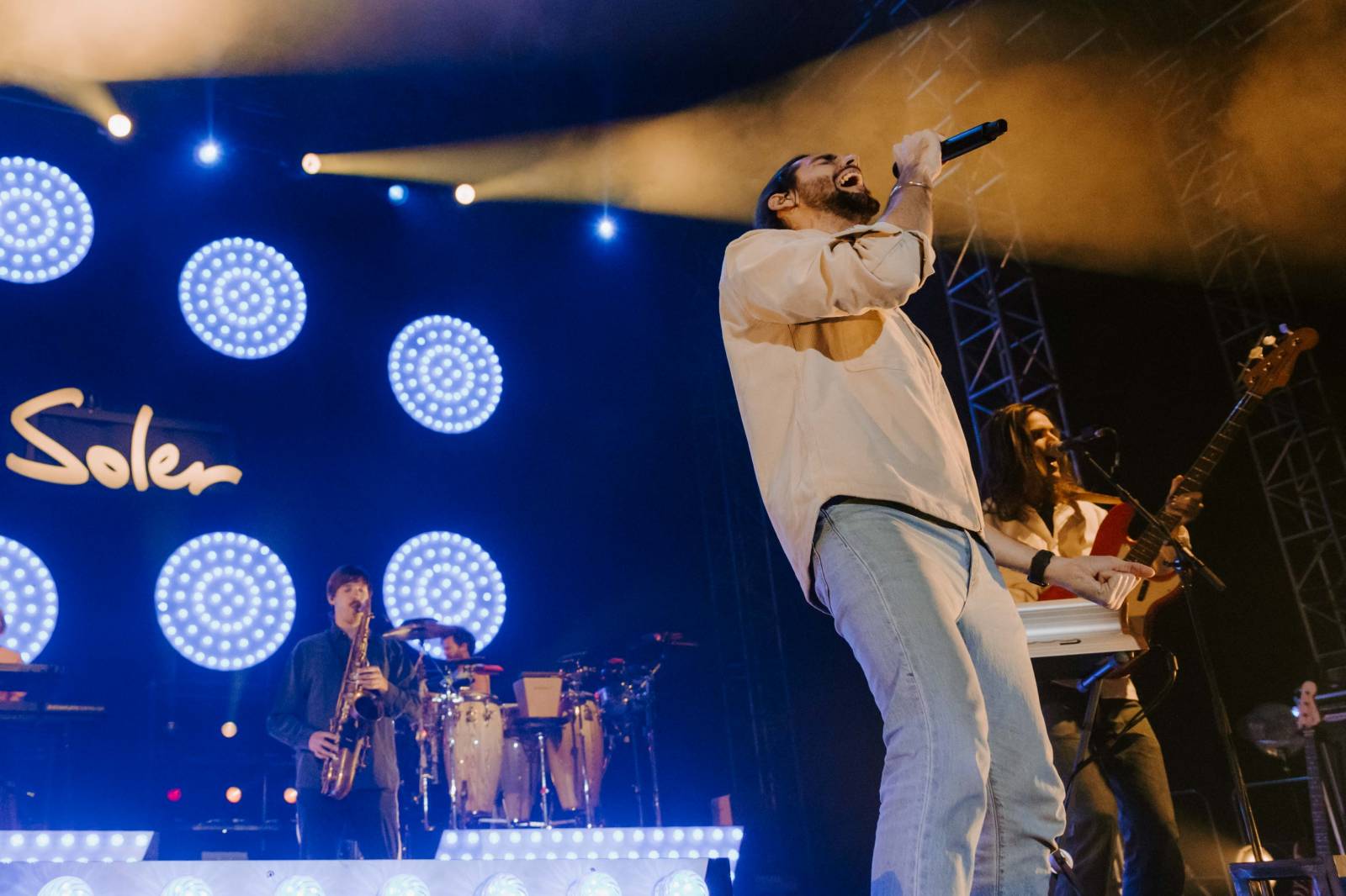 Alvaro Soler přivezl do Prahy kus Španělska, předskakoval mu bratr Greg Taro