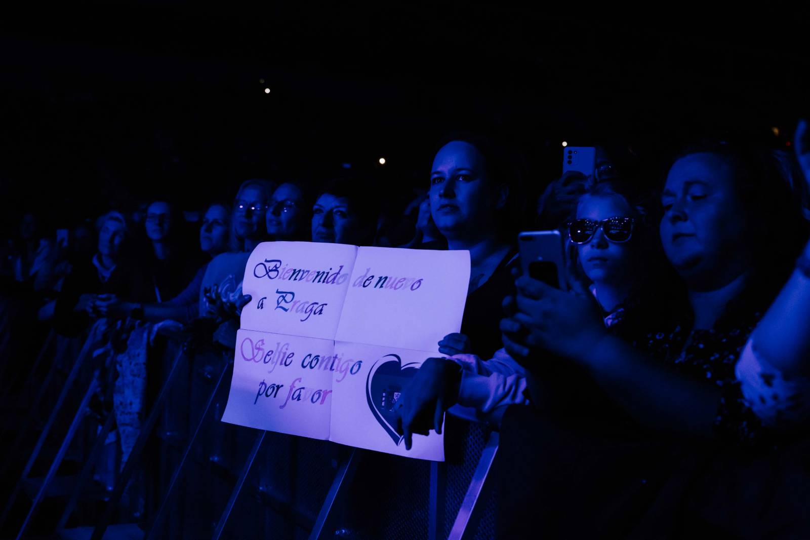 Alvaro Soler přivezl do Prahy kus Španělska, předskakoval mu bratr Greg Taro