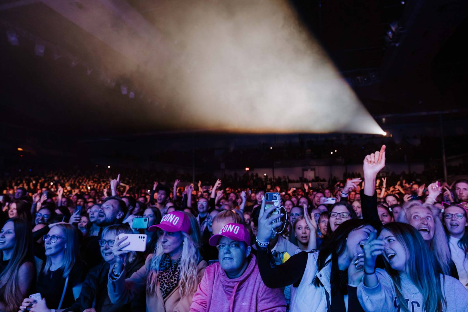 Alvaro Soler přivezl do Prahy kus Španělska, předskakoval mu bratr Greg Taro