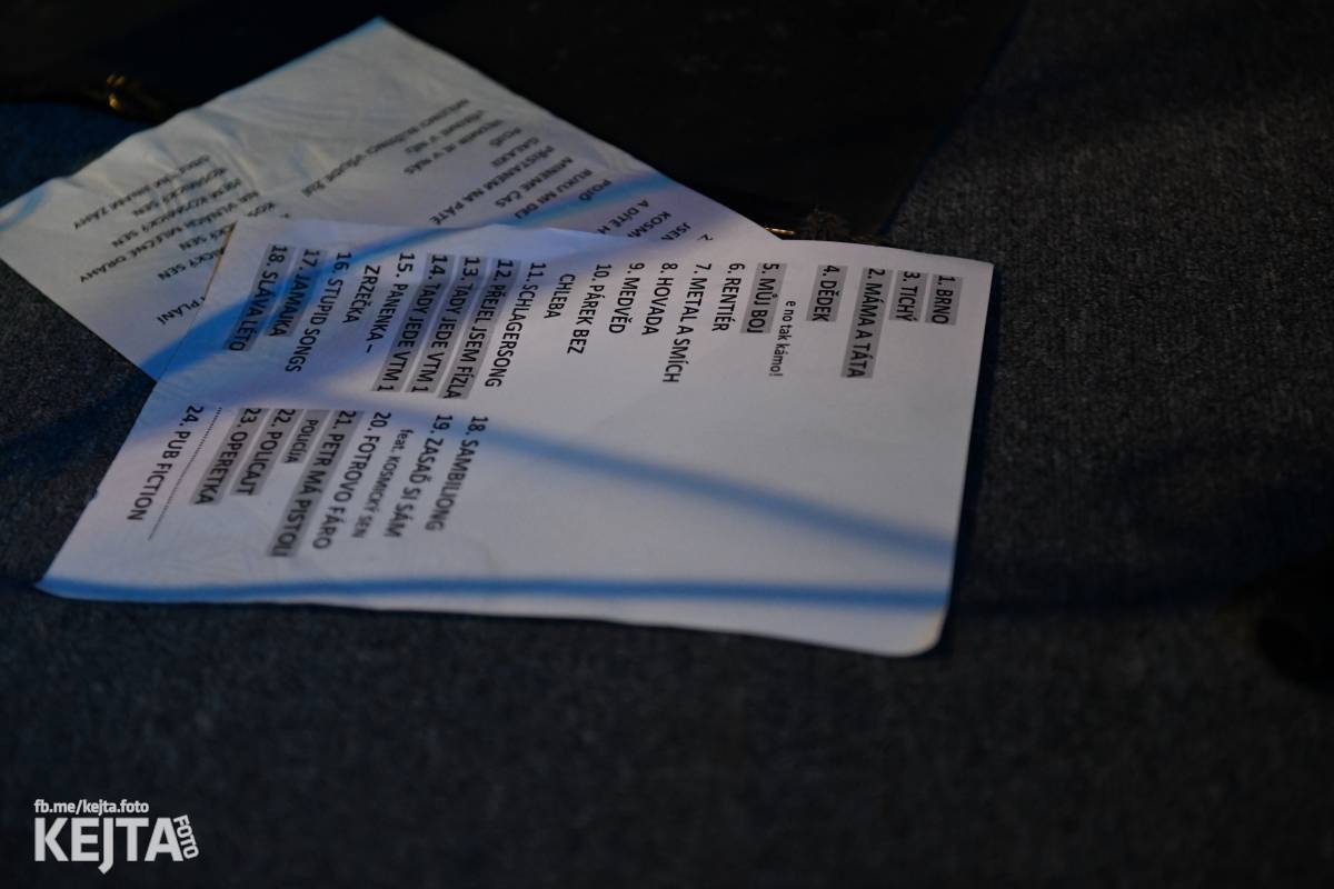 Punkoví V.T. Marvin zahráli na podporu klubu Balada