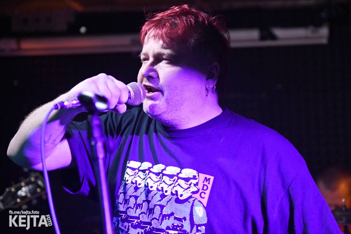 Punkoví V.T. Marvin zahráli na podporu klubu Balada