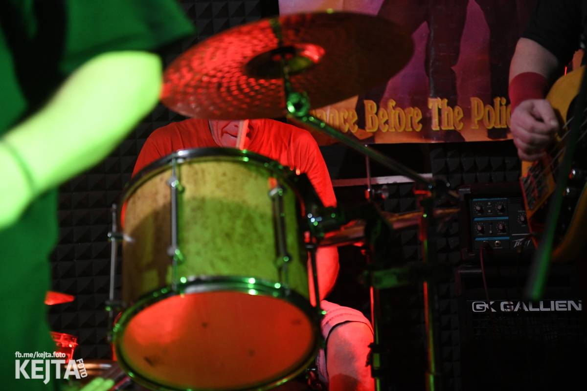 Punkoví V.T. Marvin zahráli na podporu klubu Balada