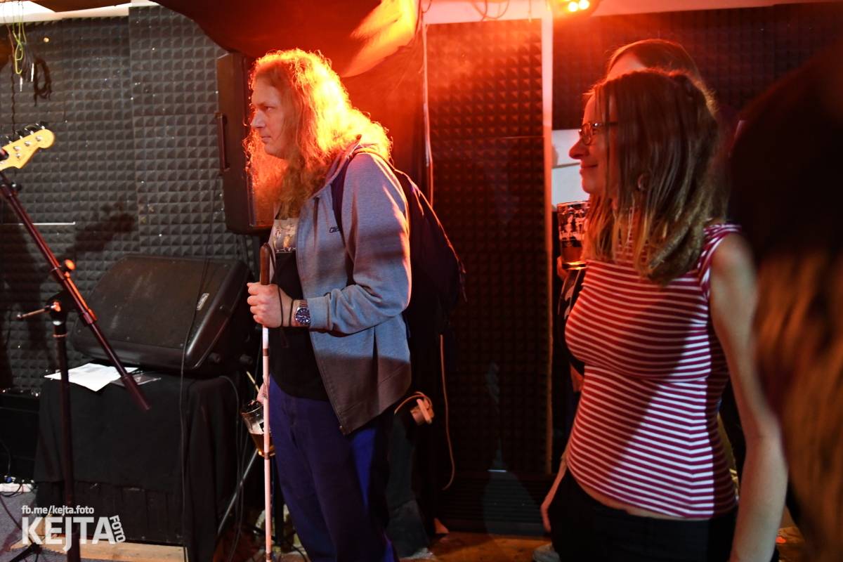 Punkoví V.T. Marvin zahráli na podporu klubu Balada