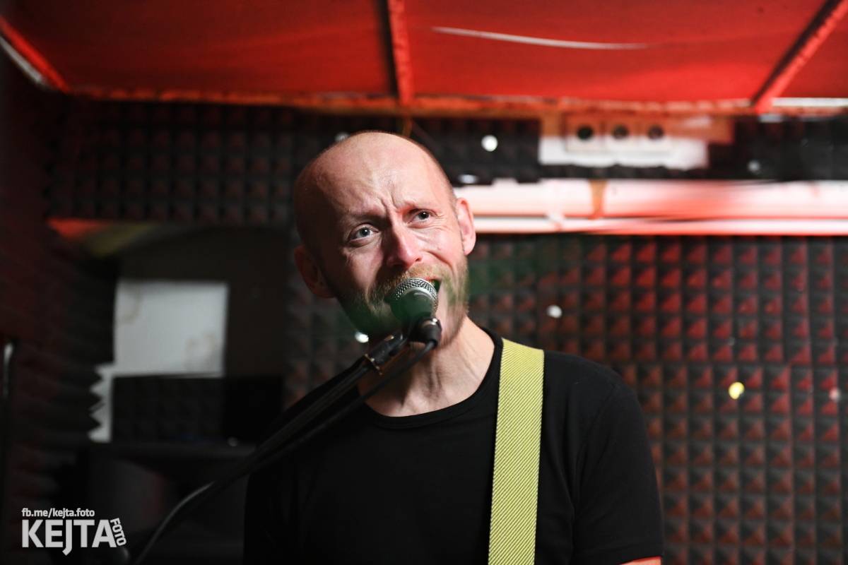 Punkoví V.T. Marvin zahráli na podporu klubu Balada