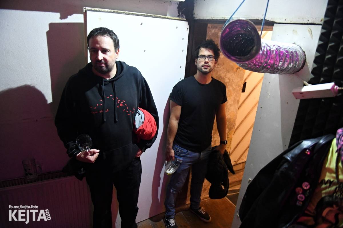 Punkoví V.T. Marvin zahráli na podporu klubu Balada