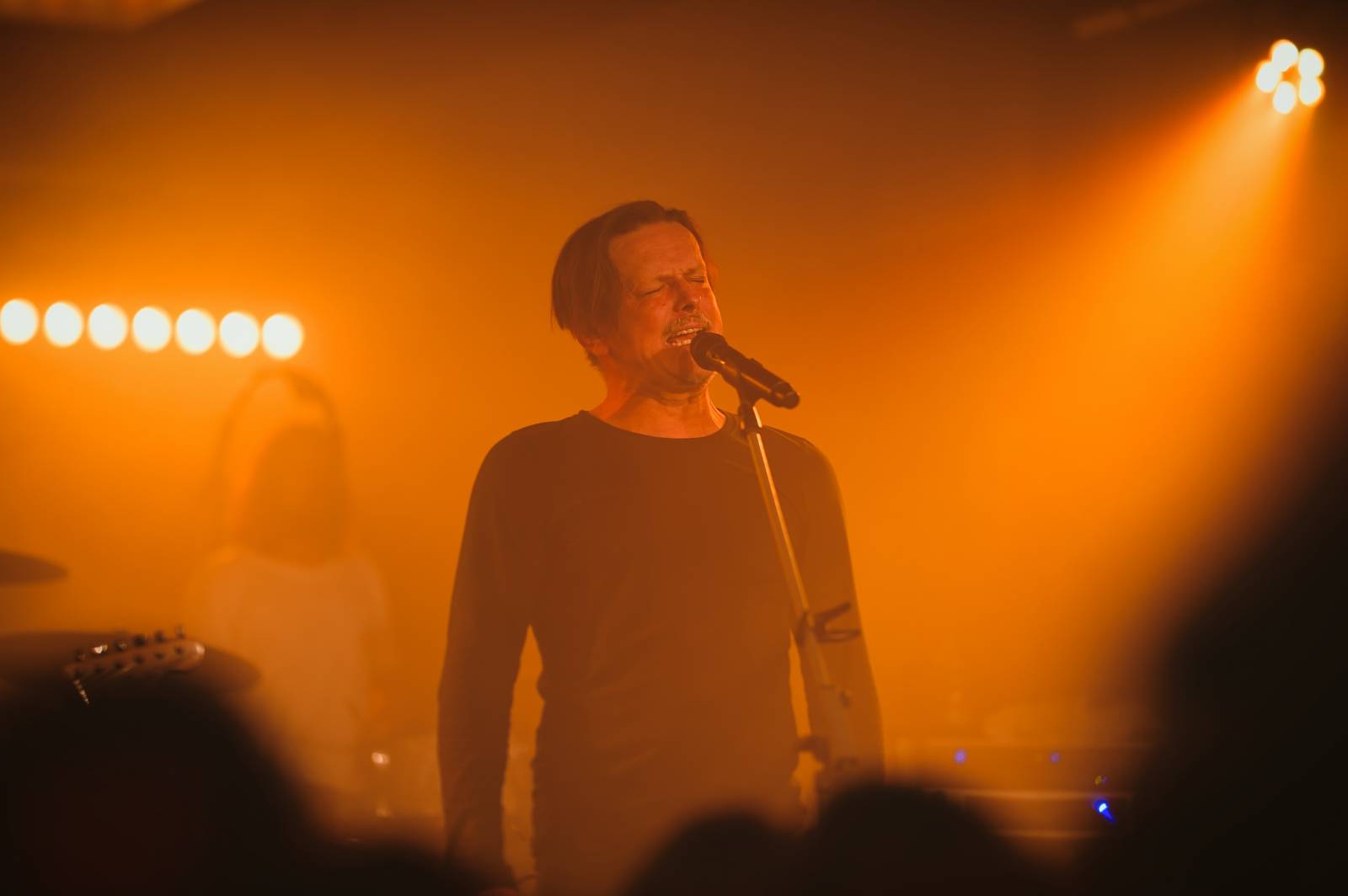 Chinaski v Třebíči poprvé pokřtili novinku Frihet