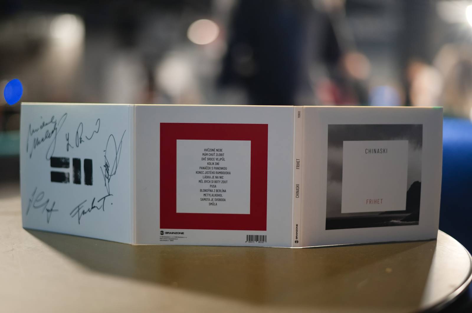 Chinaski v Třebíči poprvé pokřtili novinku Frihet