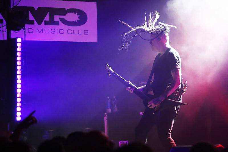 Paradise Lost zatemnili bratislavskou oblohu, předskakovali jim Hangman's Chair