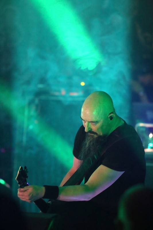 Paradise Lost zatemnili bratislavskou oblohu, předskakovali jim Hangman's Chair