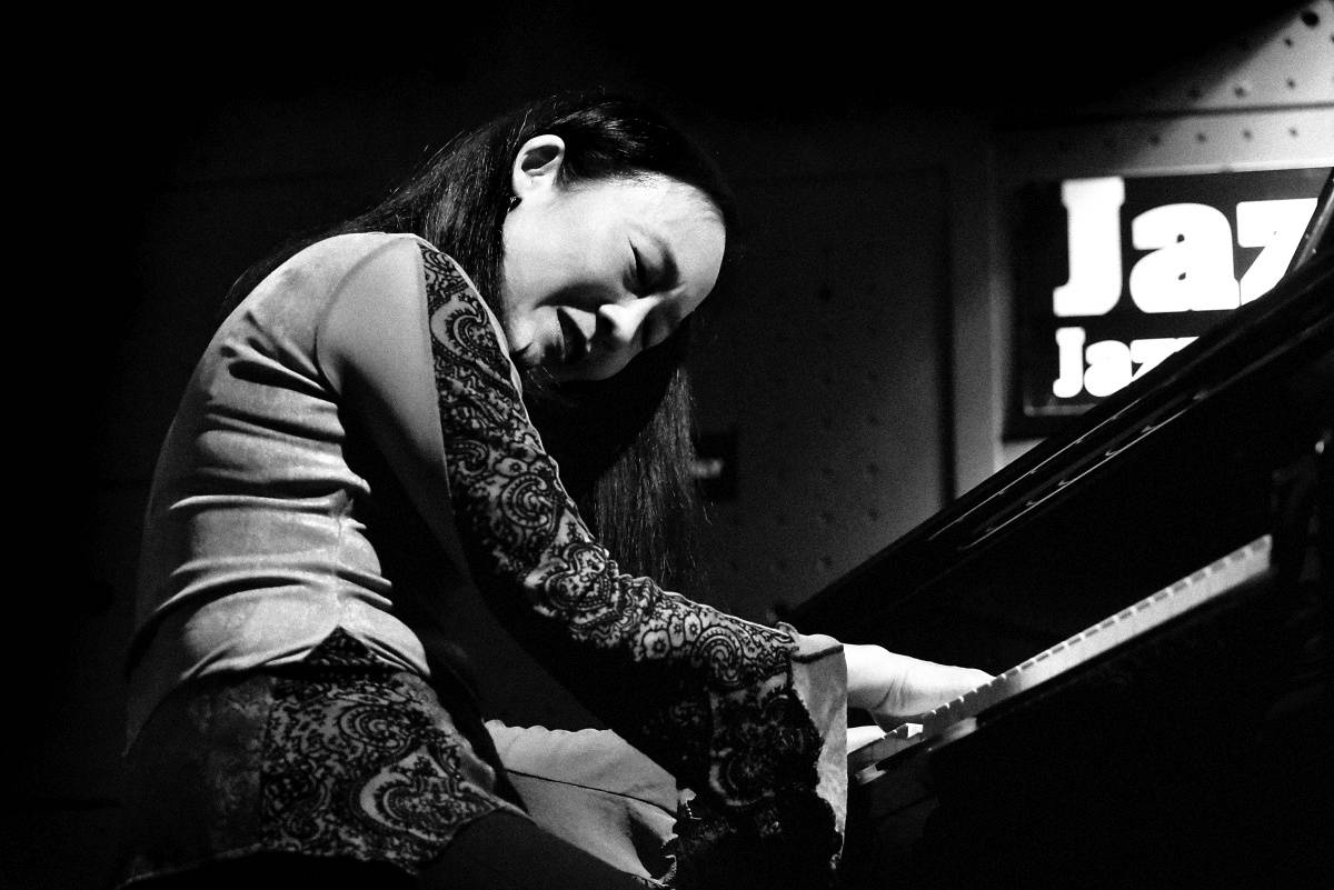 Jazzová klavíristka a skladatelka Helen Sung zavítala se svým triem do Jazz Docku