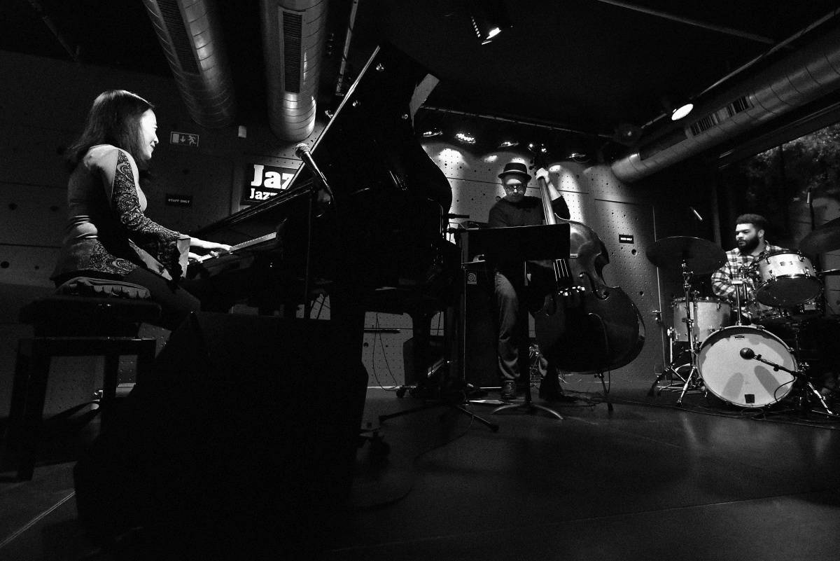 Jazzová klavíristka a skladatelka Helen Sung zavítala se svým triem do Jazz Docku
