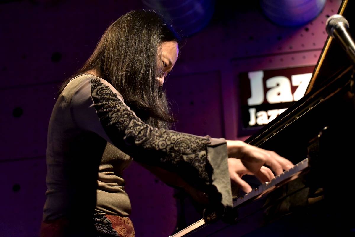Jazzová klavíristka a skladatelka Helen Sung zavítala se svým triem do Jazz Docku