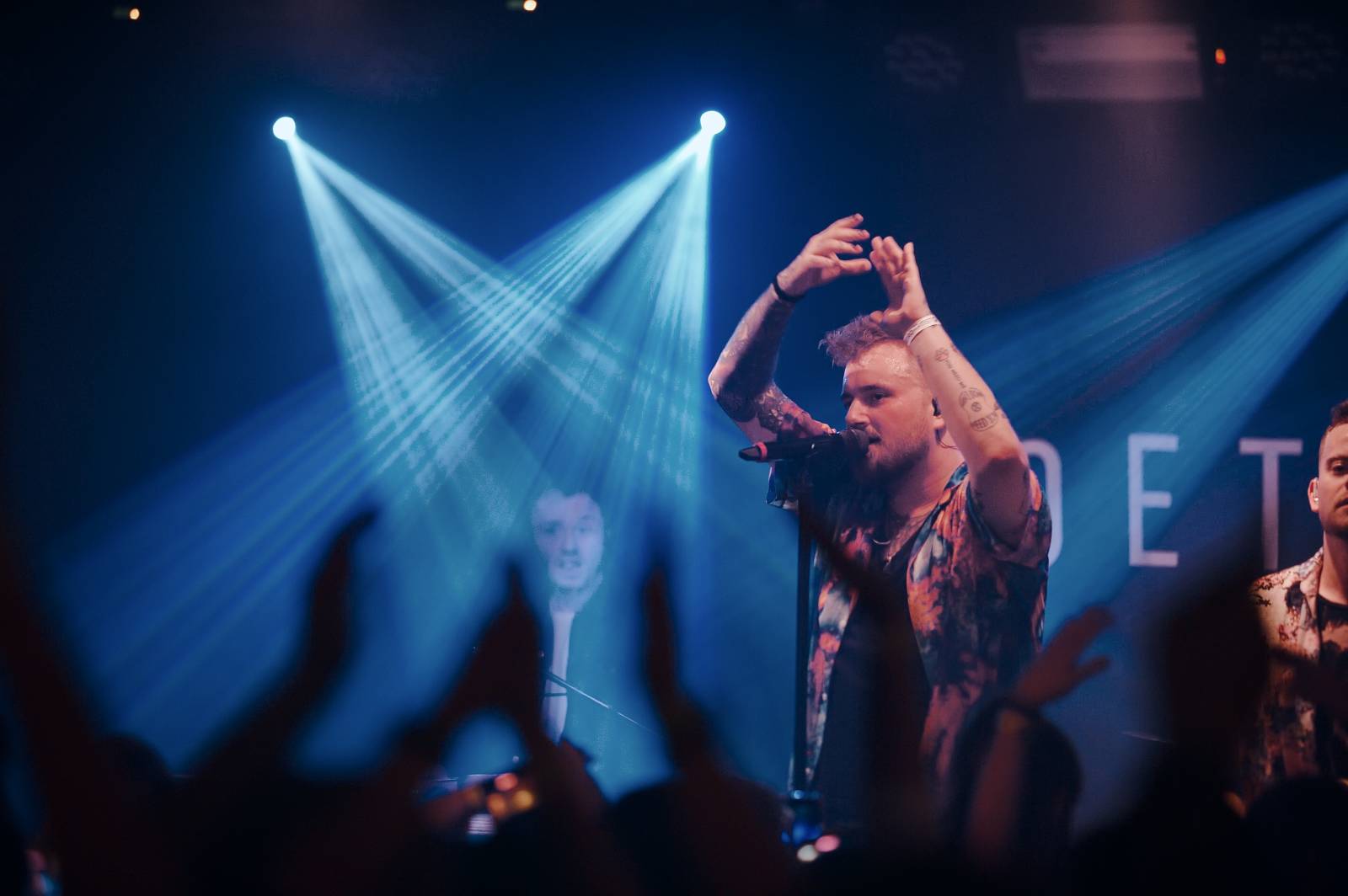 Poetika odstartovala své Identity Tour, poslední s Edou Rovenským