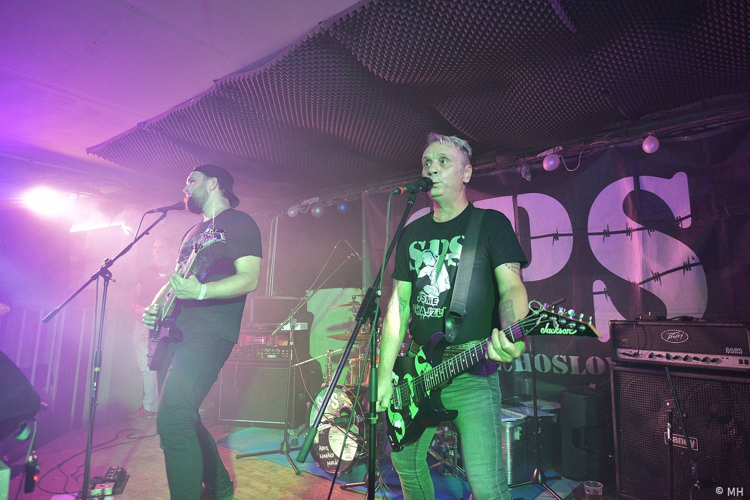 SPS v Plzni oslavili 30 let od vydání debutové desky Jsme v hajzlu