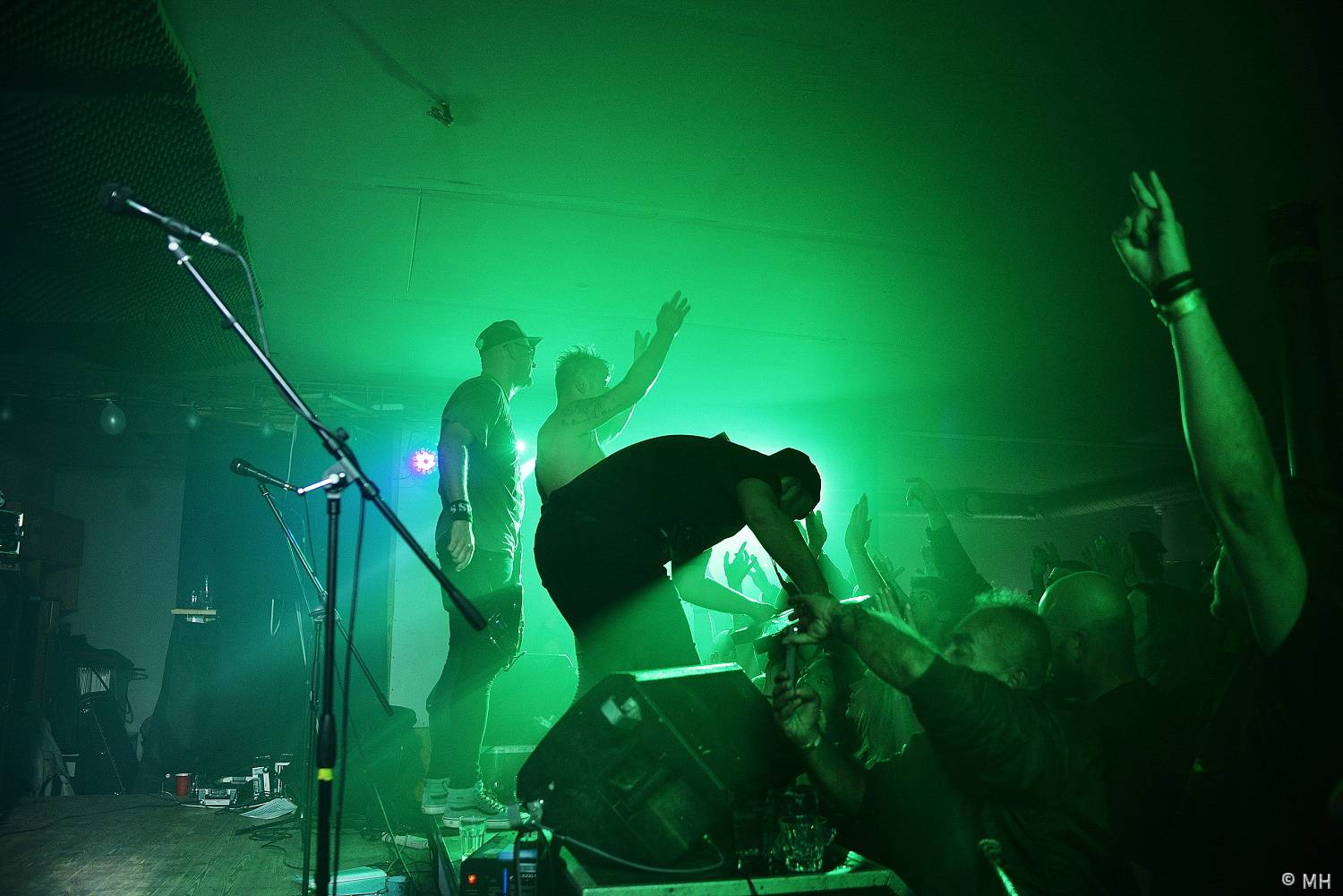 SPS v Plzni oslavili 30 let od vydání debutové desky Jsme v hajzlu