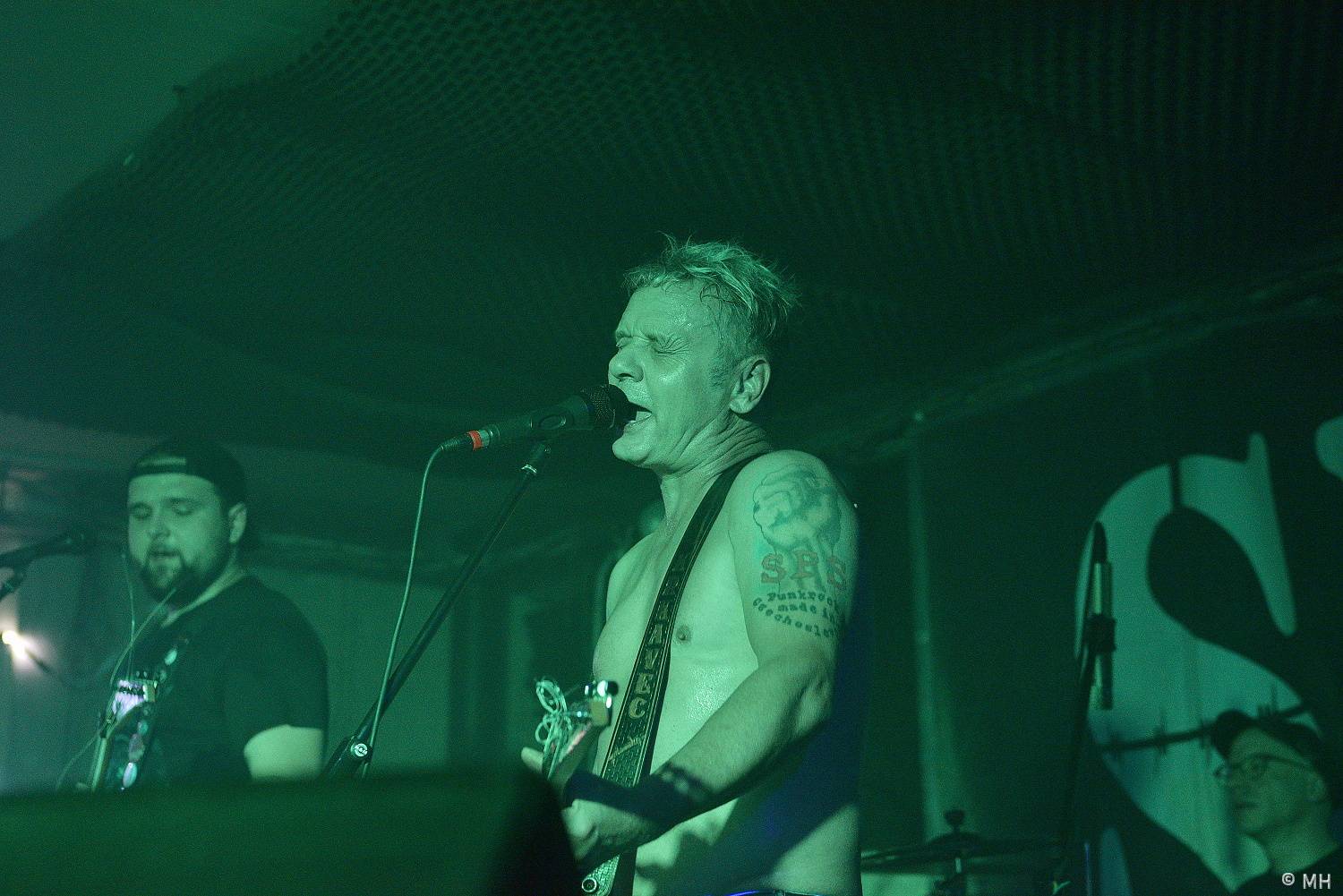 SPS v Plzni oslavili 30 let od vydání debutové desky Jsme v hajzlu