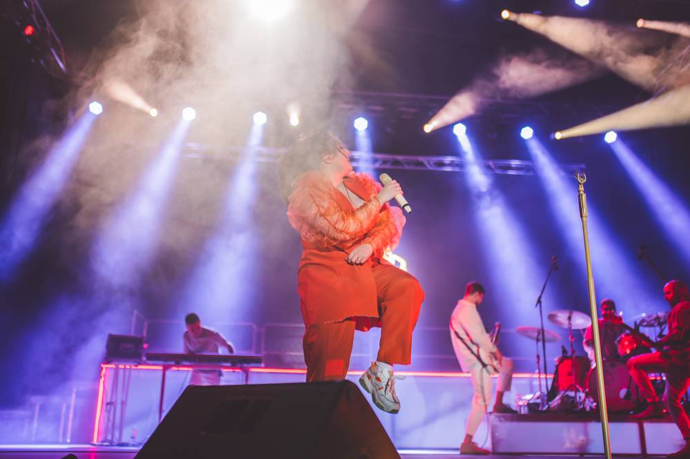 Ewa Farna odstartovala turné k desce Umami, do Ostravy přijela se Sofianem Medjmedj