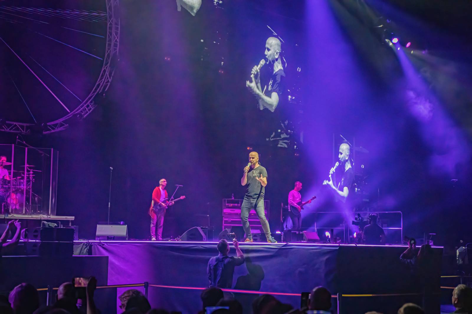 Marek Ztracený na Českém mejdanu s Impulsem rozsvítil O2 arenu