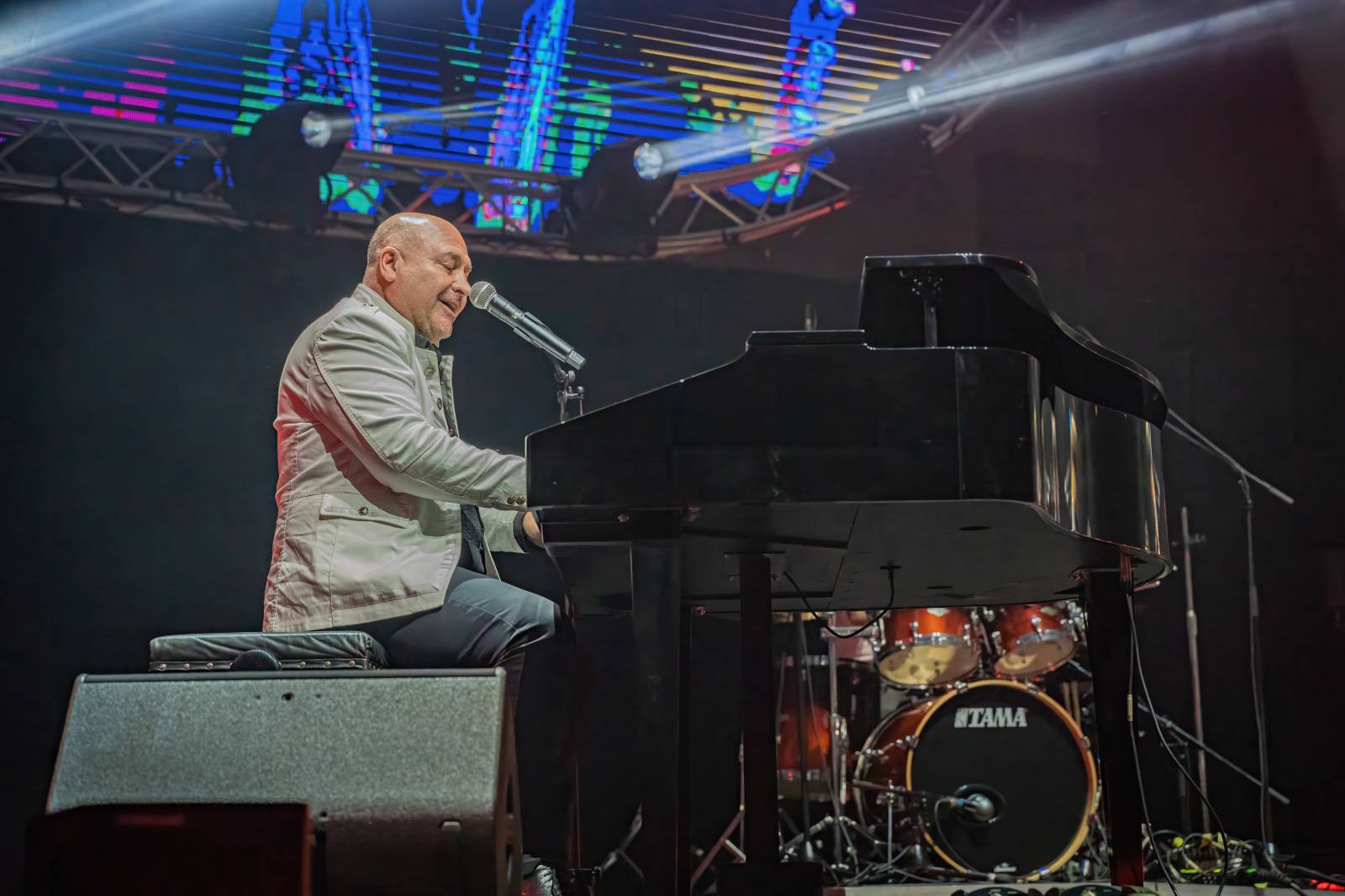 Marek Ztracený na Českém mejdanu s Impulsem rozsvítil O2 arenu