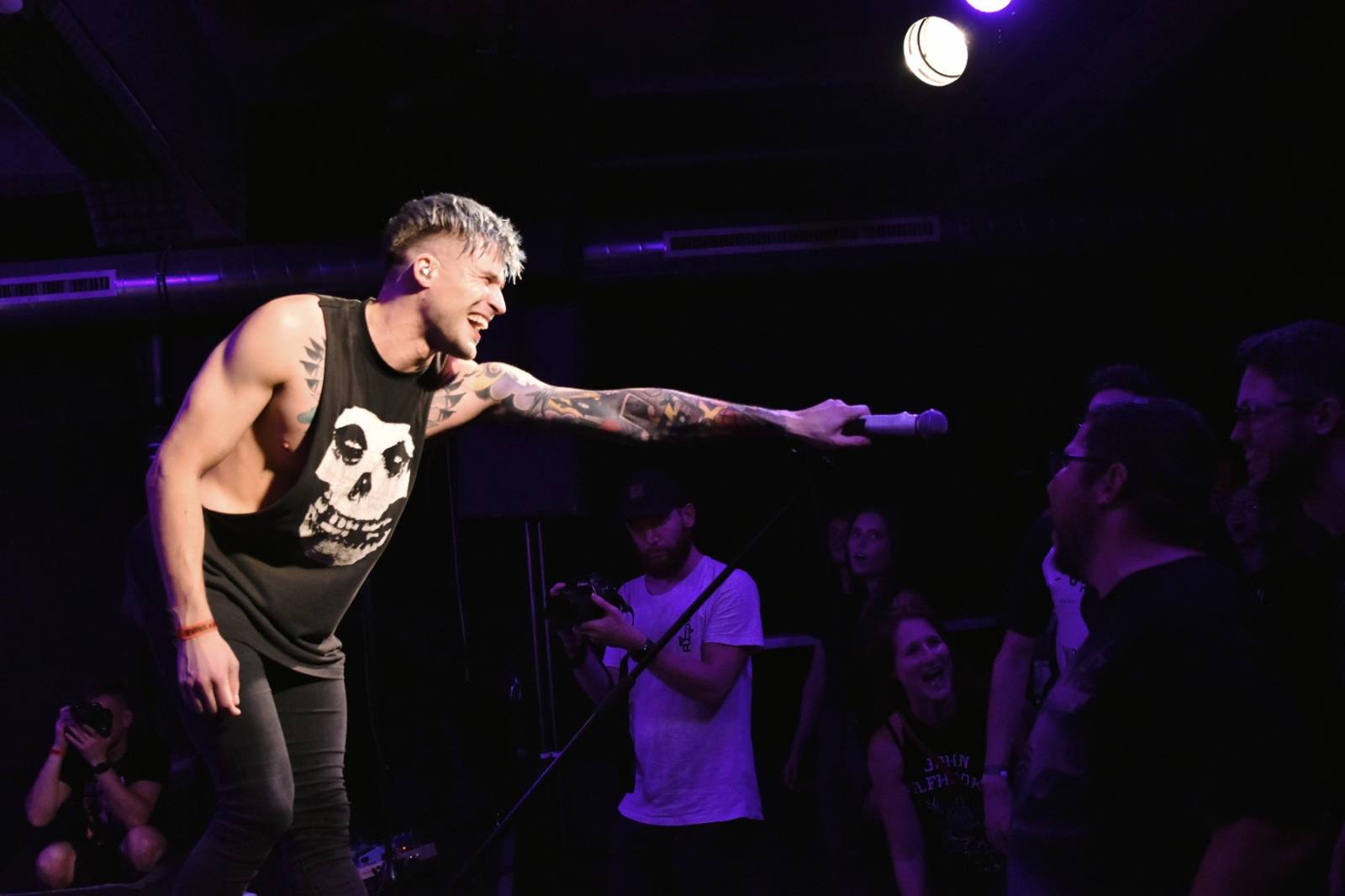 John Wolfhooker rozezpívali České Budějovice