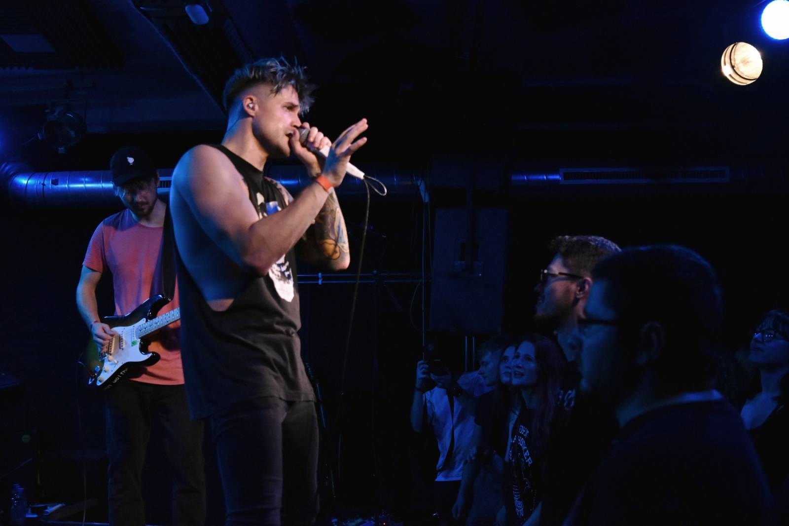 John Wolfhooker rozezpívali České Budějovice