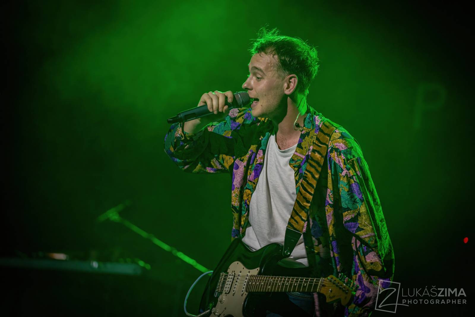 Poetika naposledy v úplné sestavě. Fanoušci se v Roxy loučili s Edou Rovenským