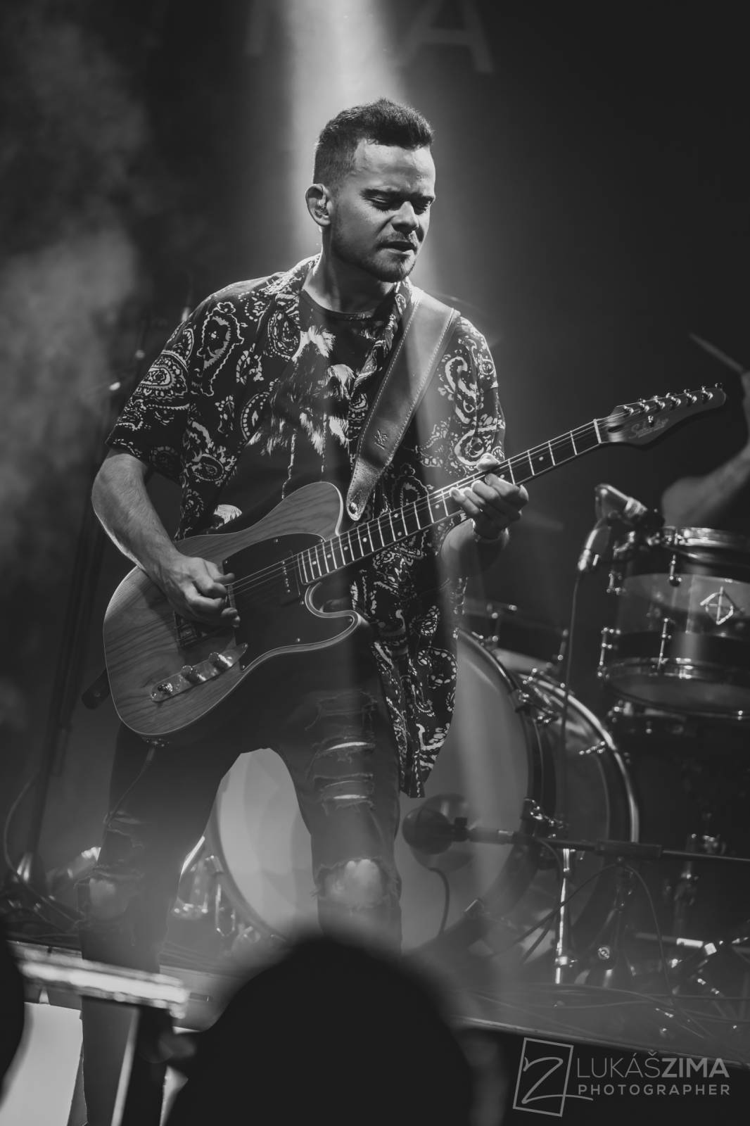 Poetika naposledy v úplné sestavě. Fanoušci se v Roxy loučili s Edou Rovenským