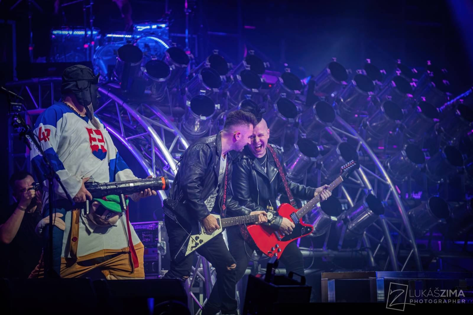 Rybičky 48 oslavily 20 let před vyprodanou O2 arenou