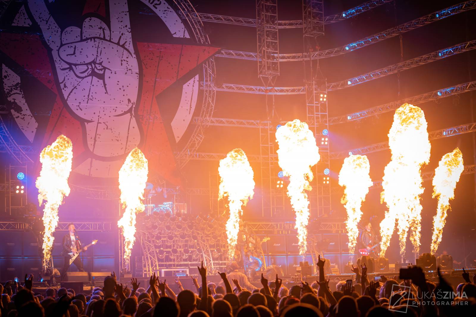 Rybičky 48 oslavily 20 let před vyprodanou O2 arenou