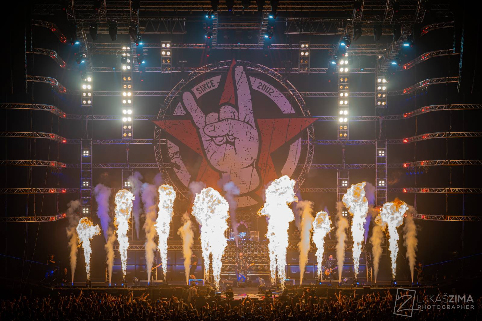 Rybičky 48 oslavily 20 let před vyprodanou O2 arenou