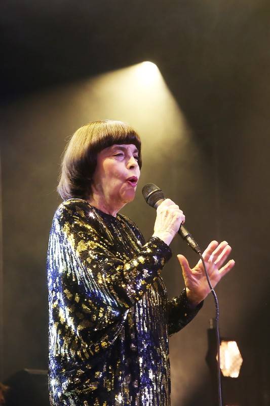 Na brněnském Výstavišti zněl francouzský šanson v podání Mireille Mathieu